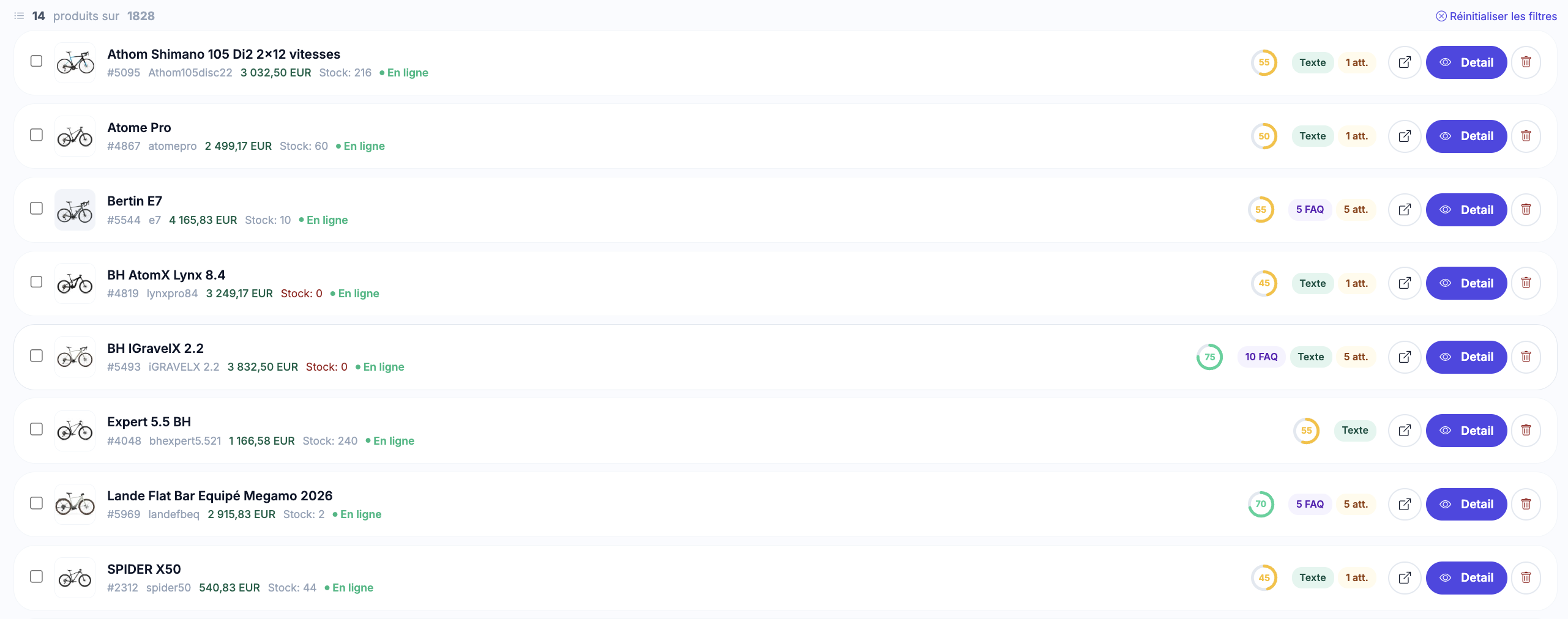Dashboard blueboost — liste produits avec statuts génération FAQ et descriptions